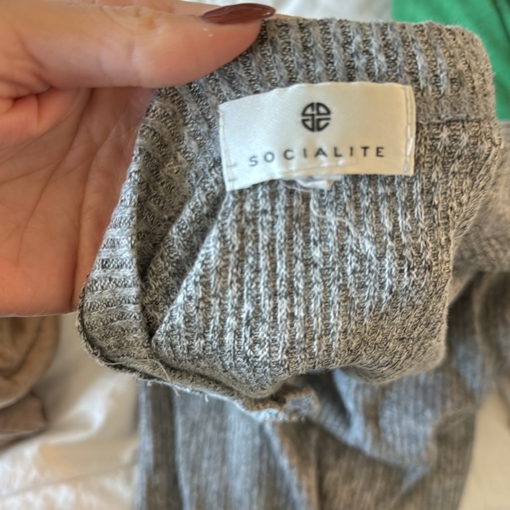 Soft Split Neck Top - image 2